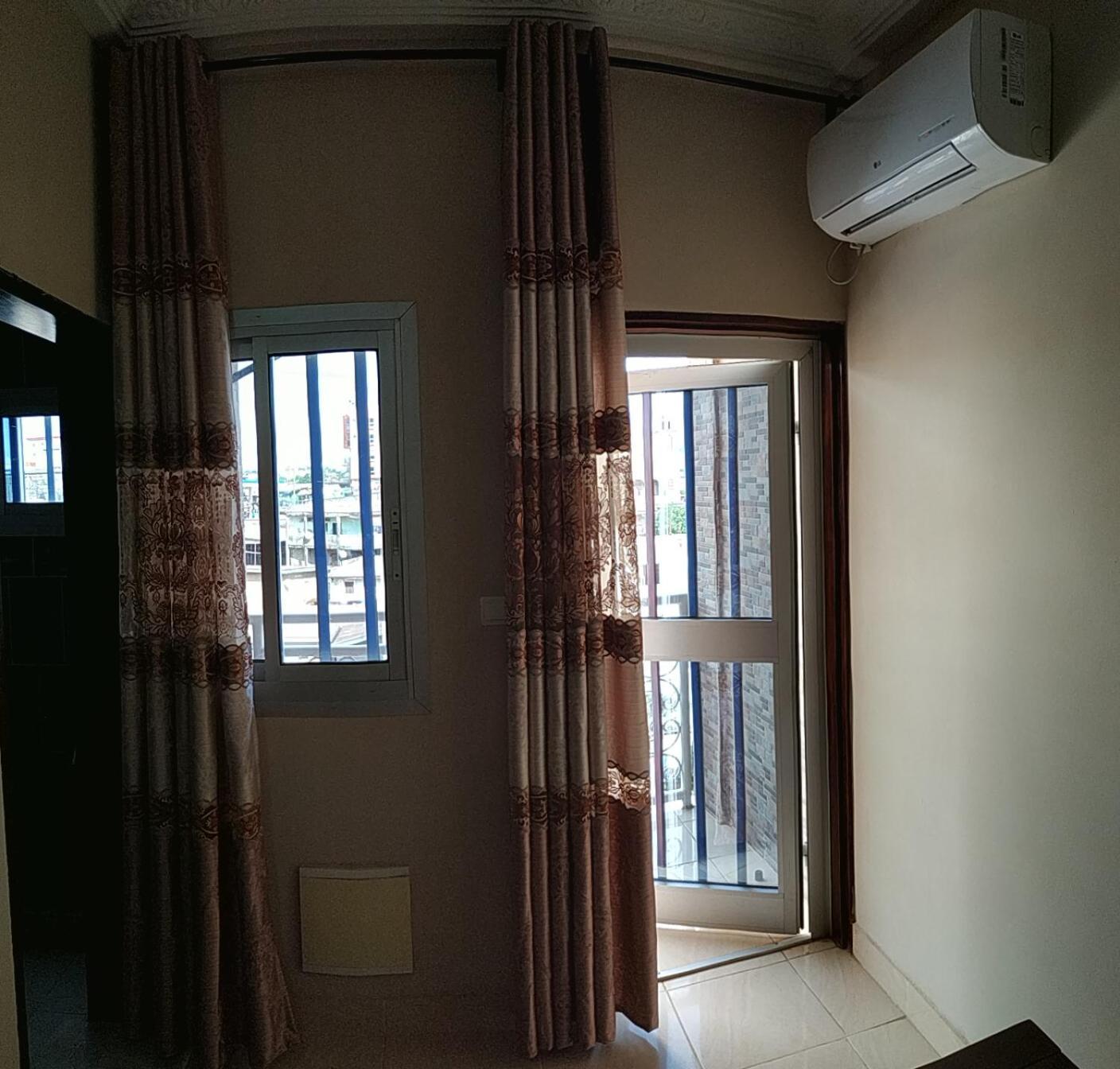 Nikita Hotel Yaoundé Zewnętrze zdjęcie