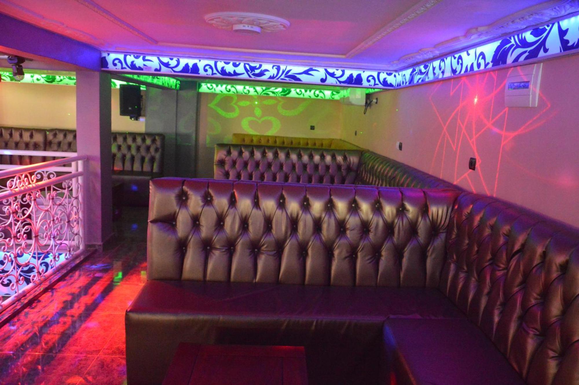 Nikita Hotel Yaoundé Zewnętrze zdjęcie